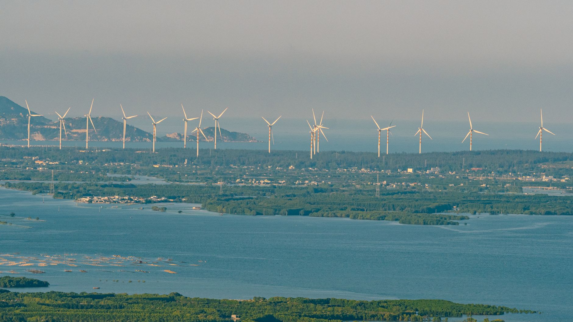 Dès 2023, l'IA redéfinit la stratégie tarifaire des petites entreprises