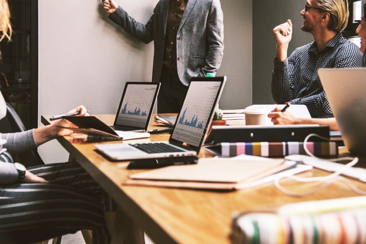 HubSpot ou Salesforce : quel CRM pour mon équipe ?