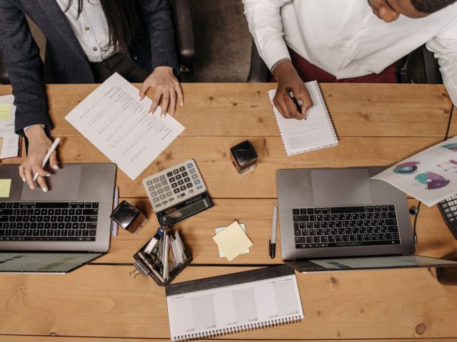 Comparatif pragmatique : monday.com vs ClickUp