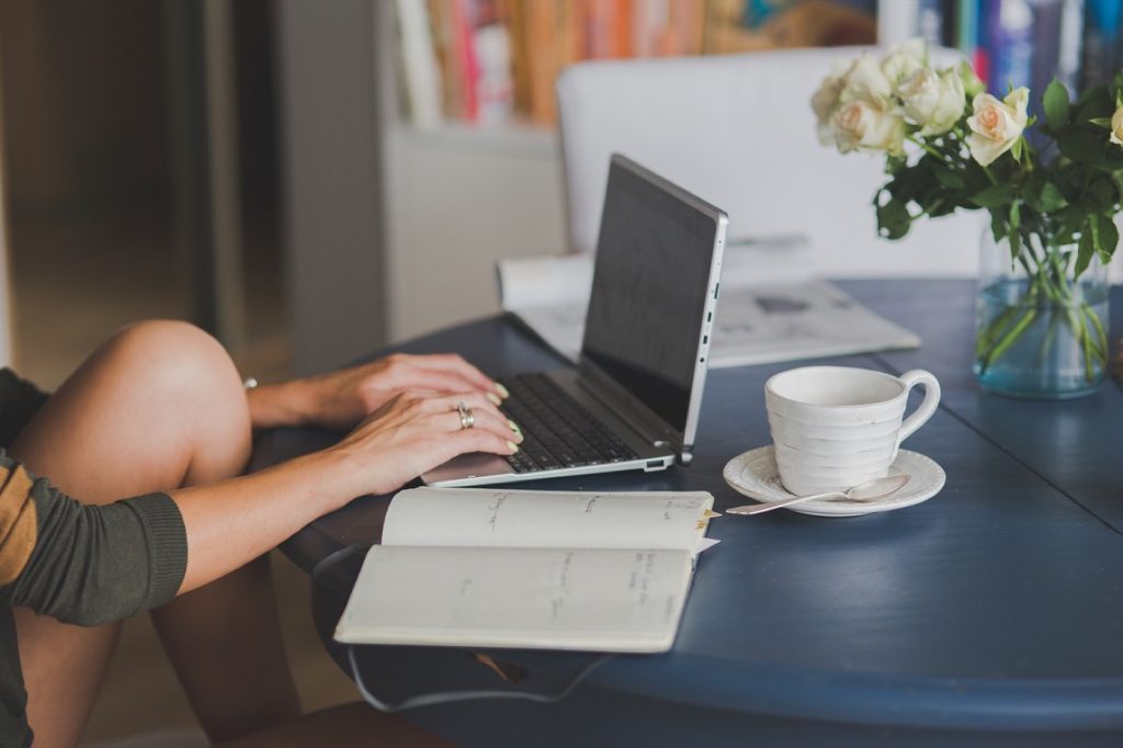 Comparatif des outils essentiels pour le télétravail